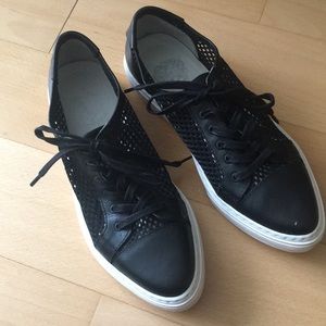 Black mesh and leather sneaker